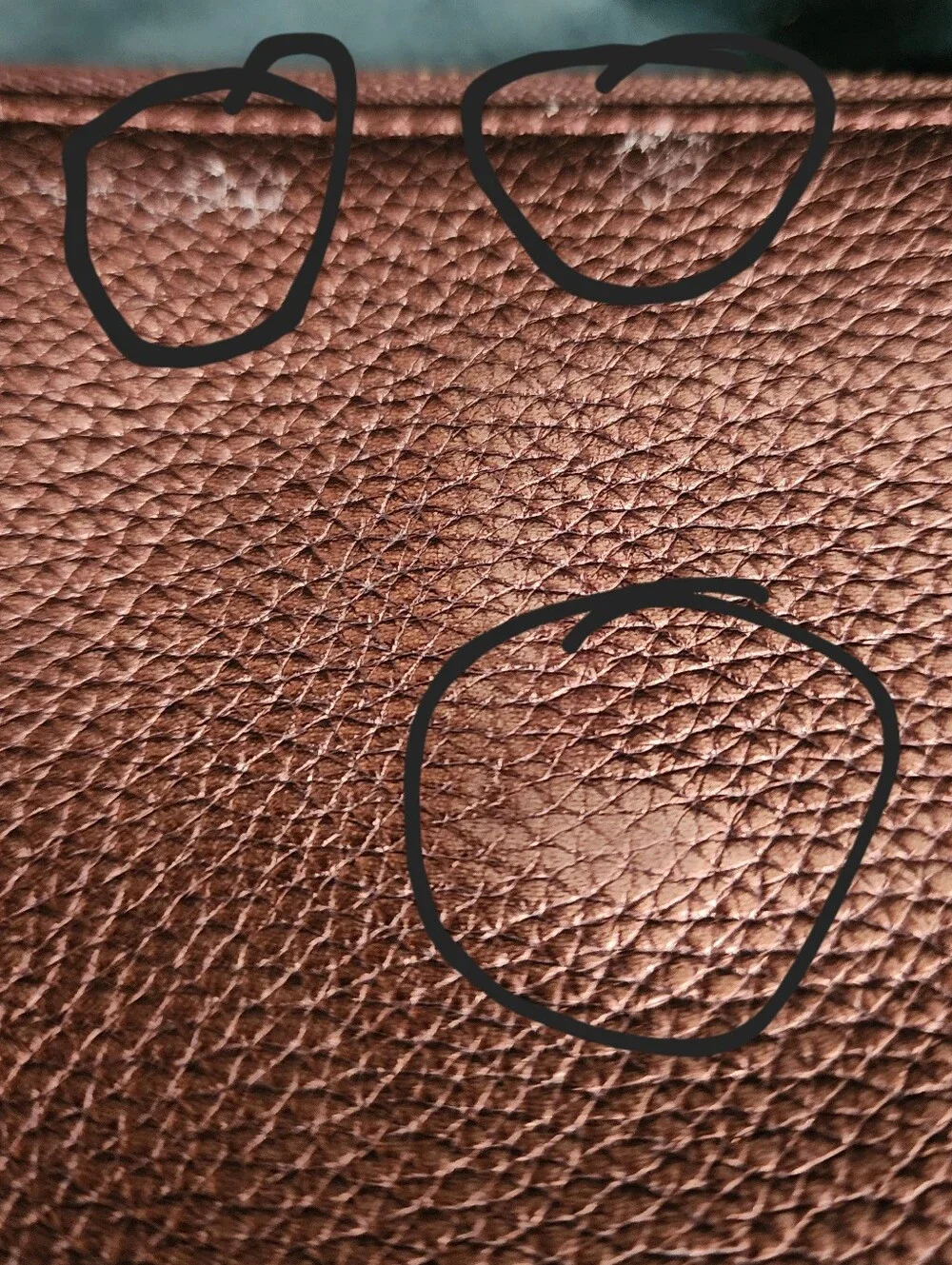 COACH Pebbled Leather Double Corner Zip Bag Bronze/Brown WristletThis is a lit